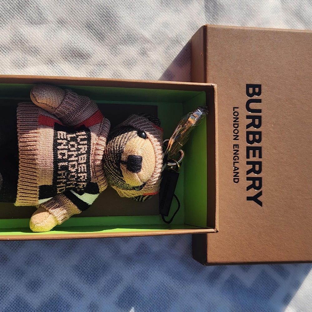 Burberry Striped Sweater Teddy Bear Keychain NIB - Picture 11 of 12